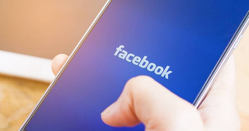 Meta Artificial Intelligence System Accused Of Plagiarizing Creative Works 