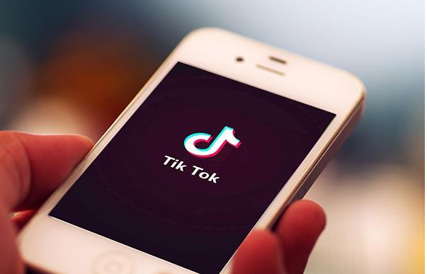 TikTok negotiation skill videos to enhance business communication 