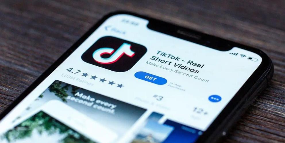 TikTok Introduces “Video Swirl” Effect for Trippy Videos 